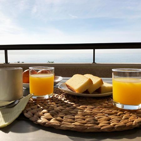 Lovely Seaside Apartment In Front Of Calafell Beach And Cunit Beach Segur de Calafell Exterior photo