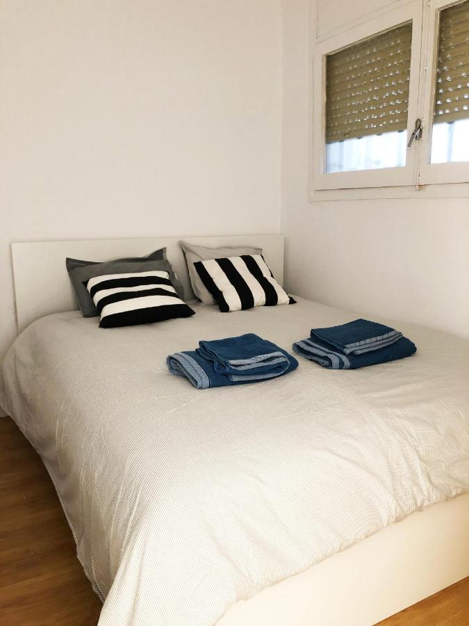 Lovely Seaside Apartment In Front Of Calafell Beach And Cunit Beach Segur de Calafell Exterior photo